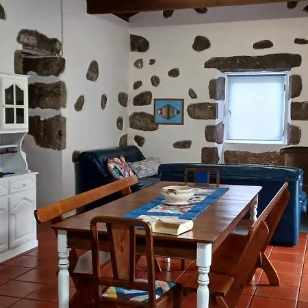 Casa Da Vitoria بيت للعطل *