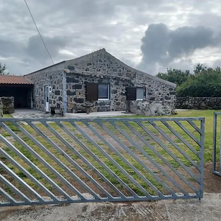 Casa Da Vitoria * Santa Cruz da Graciosa